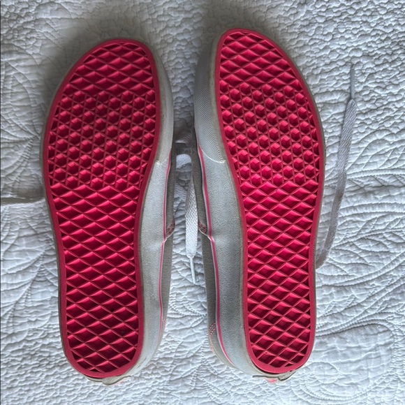 Gently used vans 7.5 - Picture 2 of 3